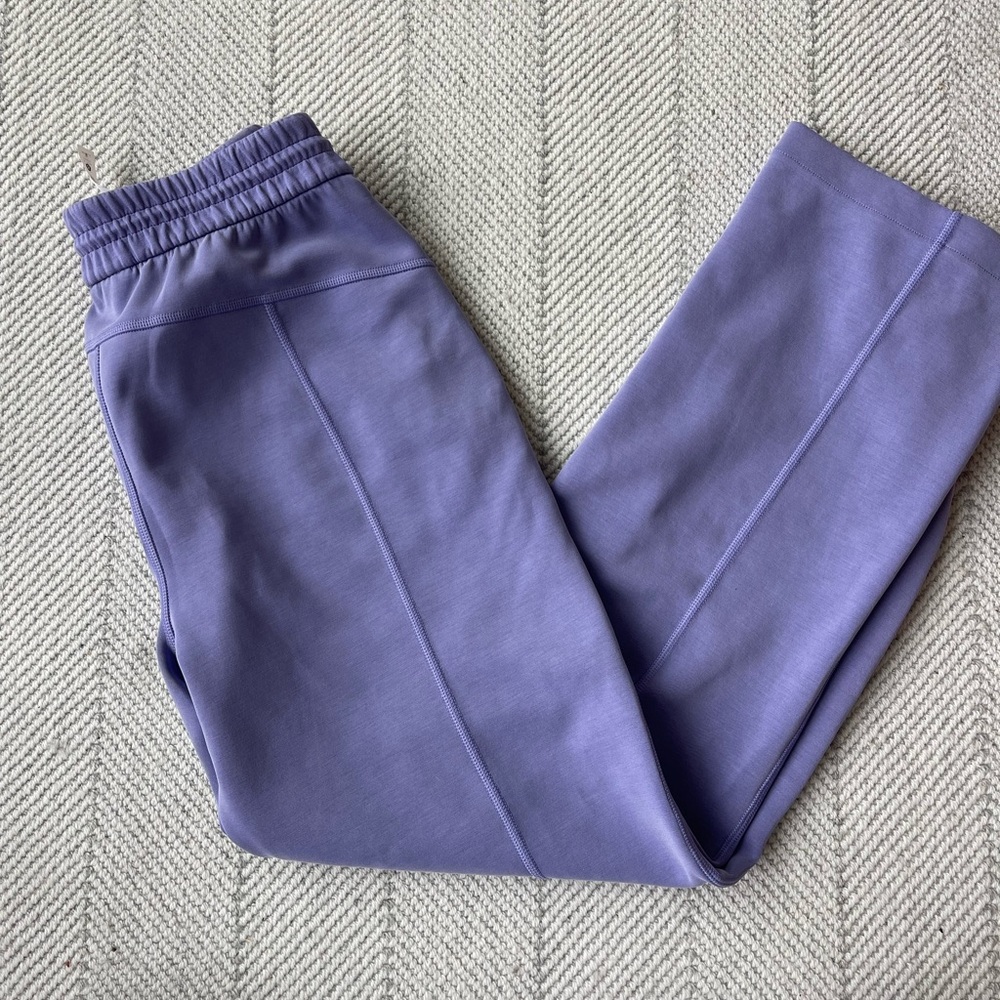 Lululemon Lavender Sweatpants